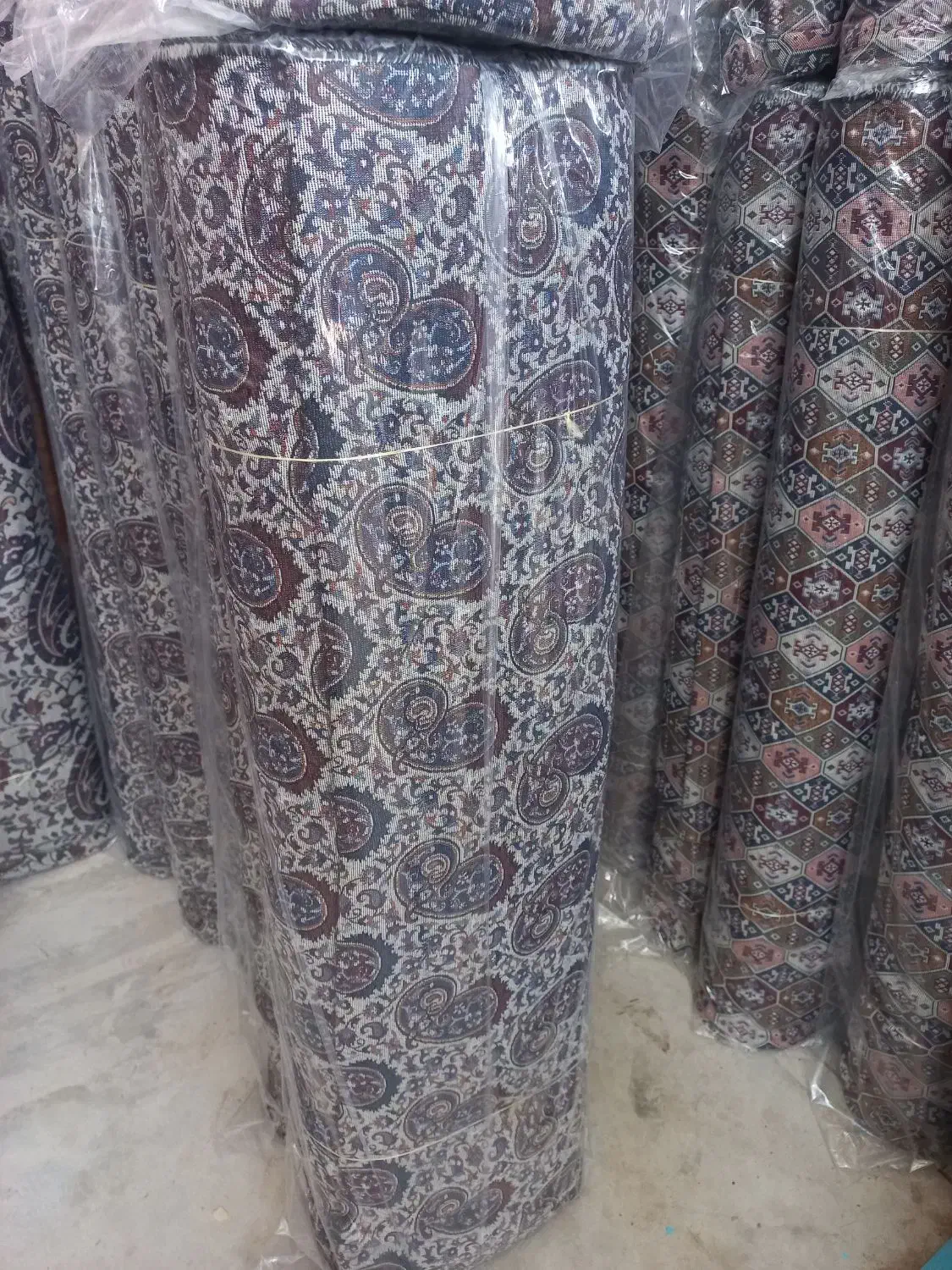 تولید کننده پارچه جاجیم ترکمن و خشتی|گلیم، جاجیم، گبه|یزد, |دیوار