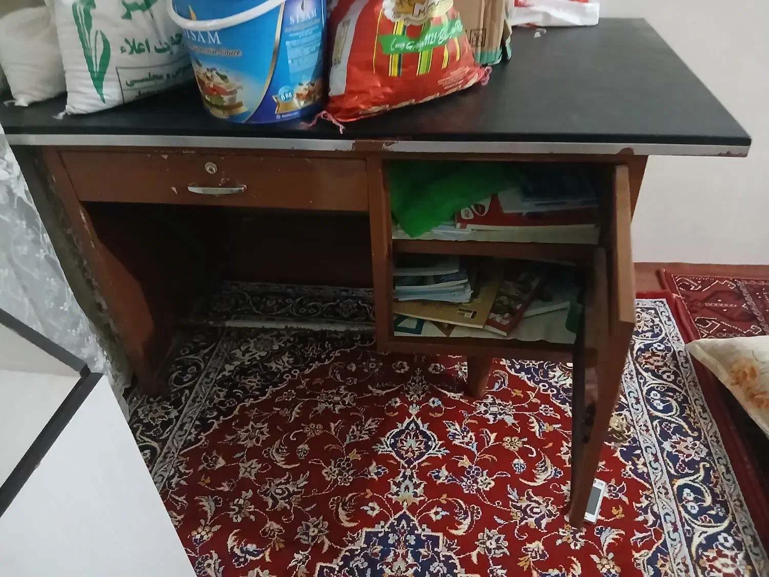 میز تحریر فلزی بامقاومت بالا.|میز تحریر و کامپیوتر|گنبد کاووس, |دیوار