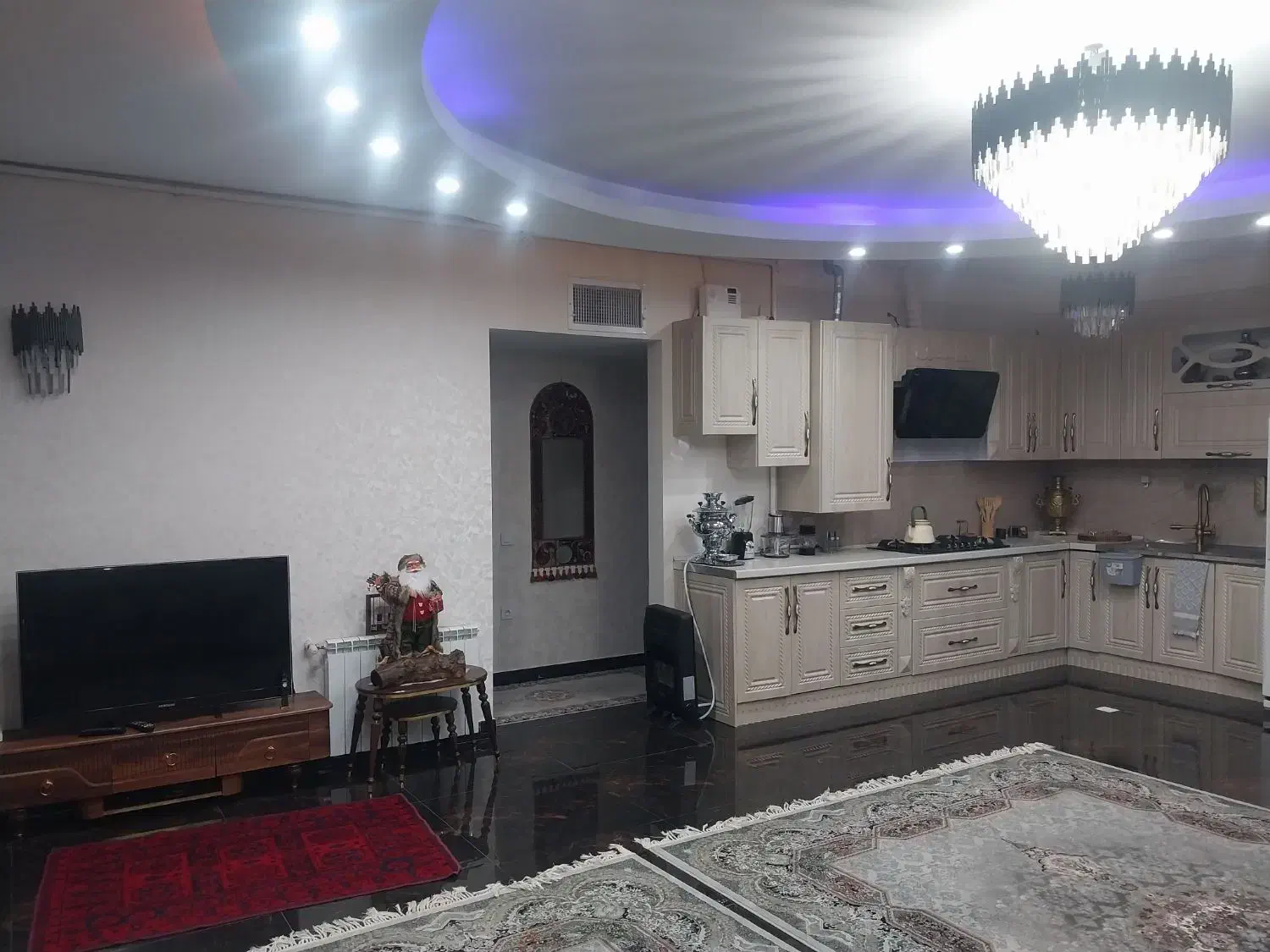 ویلا باغ استخر دار معاوضه با ملک تهران وکرج|فروش خانه و ویلا|رامجین, |دیوار