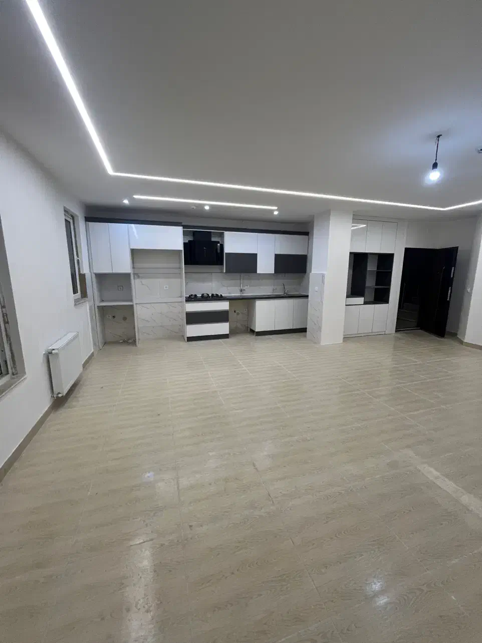 ۱۰۸ متر نوساز خاص در بهترین لوکیشن / کلید نخورده|فروش آپارتمان|رشت, انصاری|دیوار