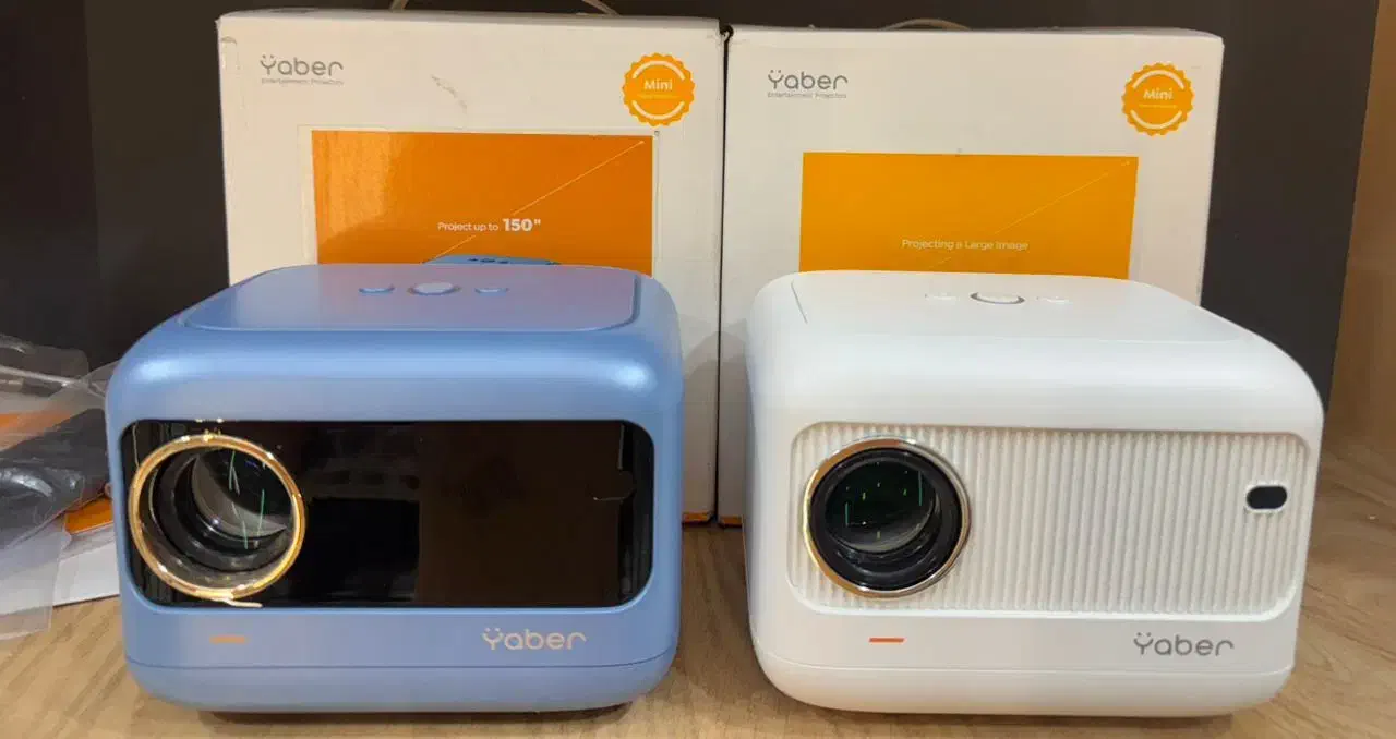 ویدیو پروژکتور یابر قابل حمل و قیمت مناسب|تلویزیون و پروژکتور|تهران, صادقیه|دیوار