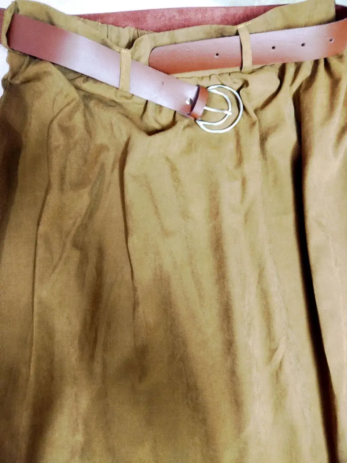 کت و دامن|لباس|مشهد, سجاد شهر|دیوار