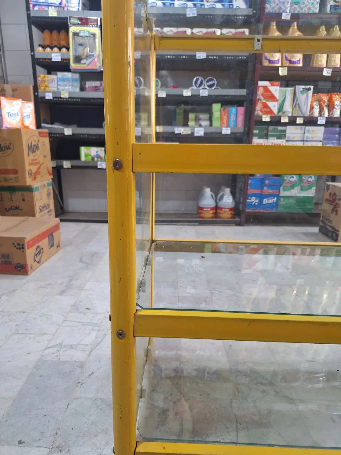 فروش فوری ویترین سالم|فروشگاه و مغازه|کرج, ساسانی (قلمستان)|دیوار