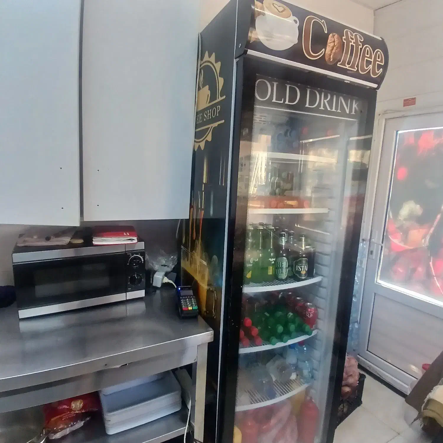 مقداری وسیله ساندویچی به فروش میرسد|کافی‌شاپ و رستوران|اصفهان, شاهد|دیوار