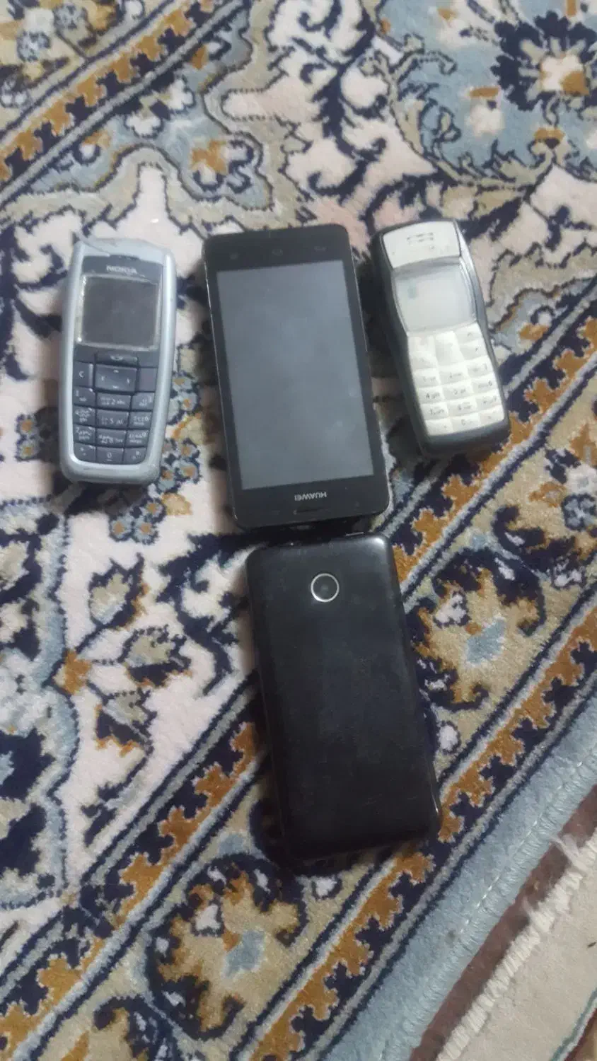 ۴تاموبایل قدیمی|موبایل|اصفهان, الهیه|دیوار