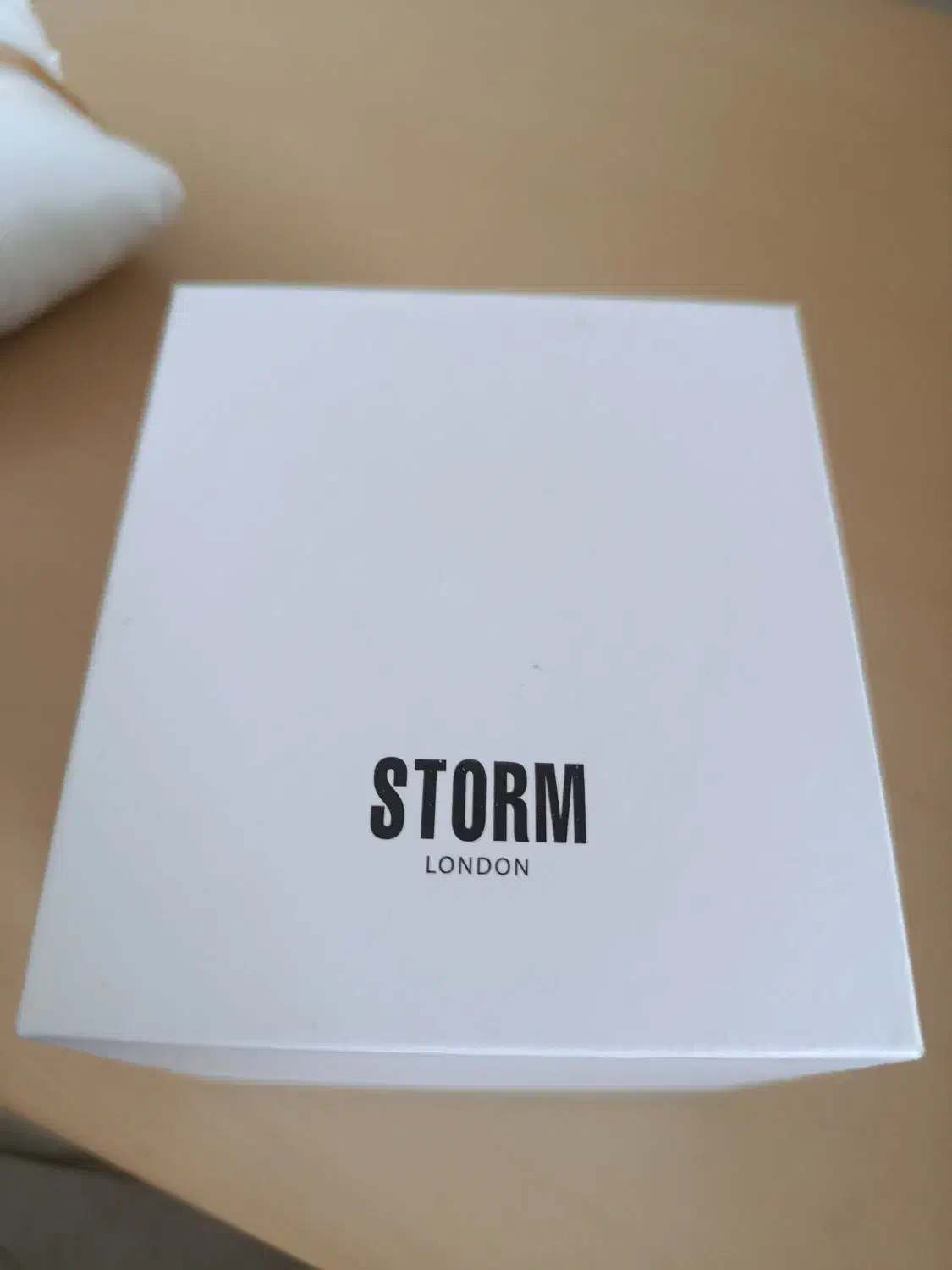 ساعت استورم اصل لندن|ساعت|تهران, شهرک چیتگر|دیوار