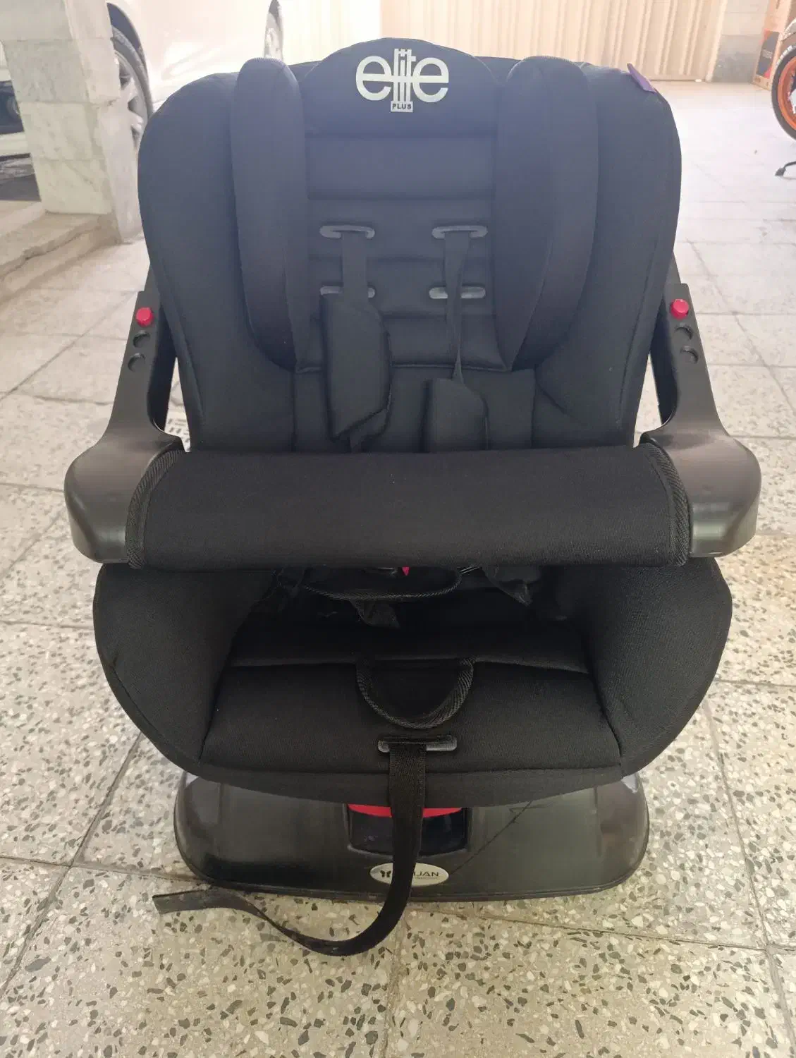 صندلی ماشین کودک|تخت و صندلی بچه|قزوین, |دیوار