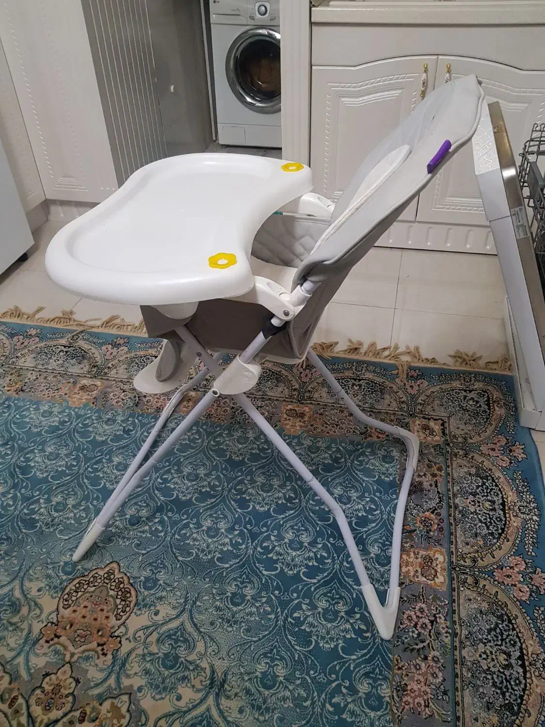 صندلی غذا خوری کودک|تخت و صندلی بچه|خرم‌آباد, |دیوار