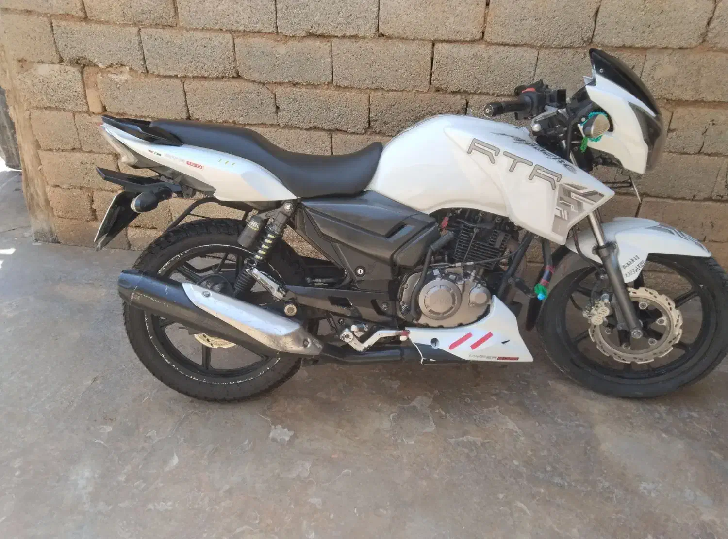 فروشی|موتورسیکلت|ایوان, |دیوار