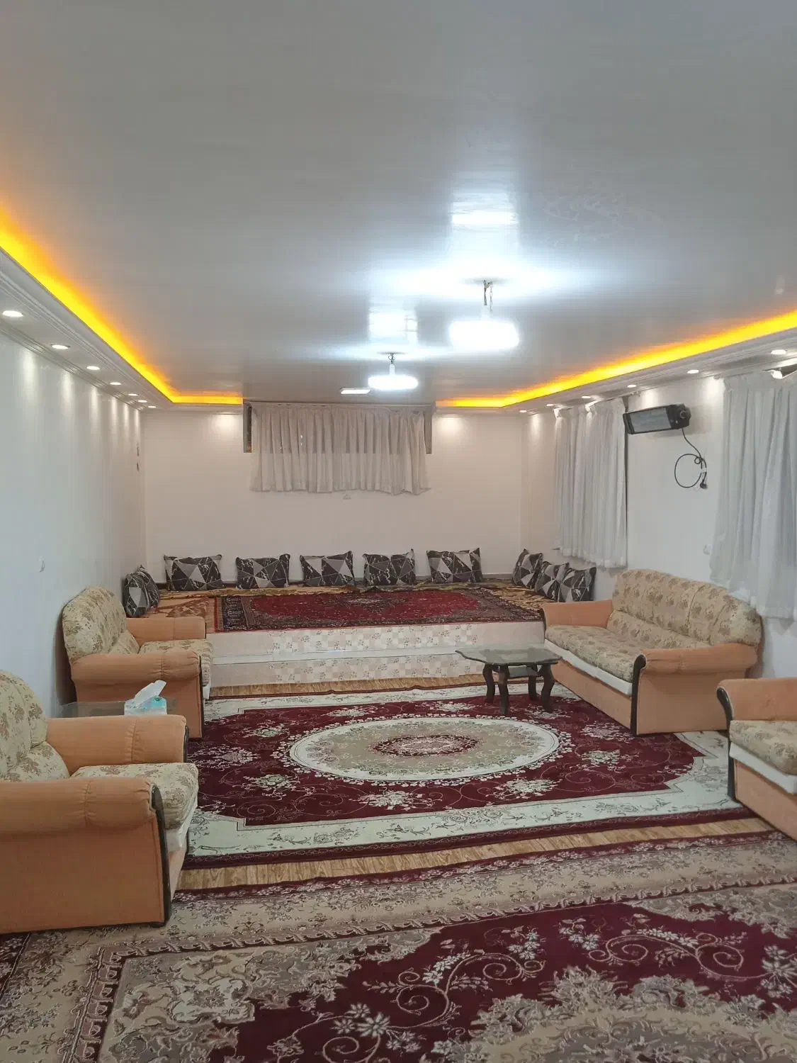 اجاره سوییت ویلا|اجارهٔ کوتاهمدت ویلا و باغ|سهند, |دیوار