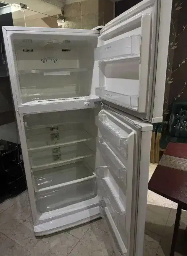 یخچال فریزر|یخچال و فریزر|قم, نیروگاه|دیوار