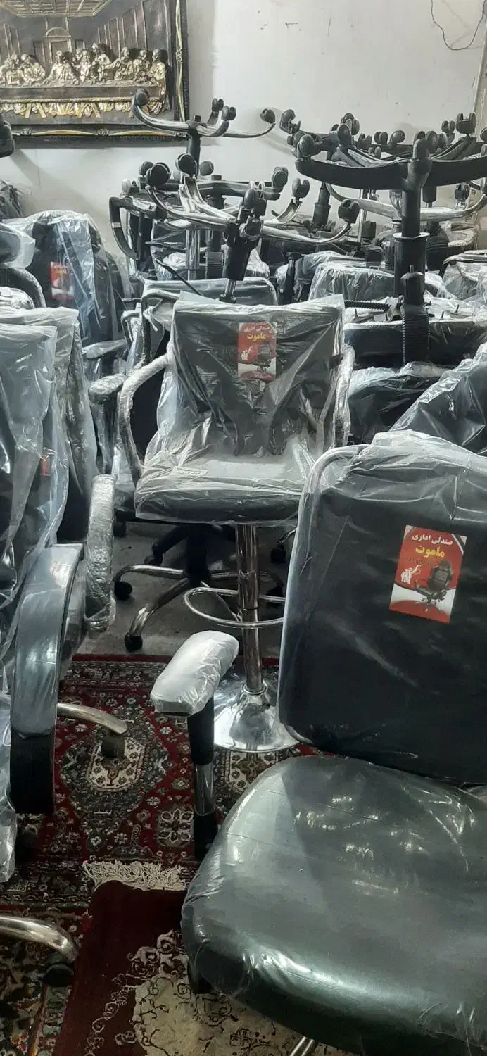 انواع صندلی مدیریت اداری و کامپیوتر کارکرده|صندلی و نیمکت|دورود, |دیوار