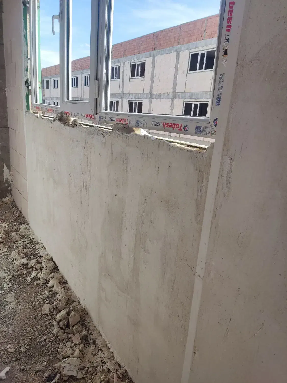 گچکار و کاشی کار ماهر نیازمندیم|استخدام معماری، عمران و ساختمانی|اردبیل, |دیوار