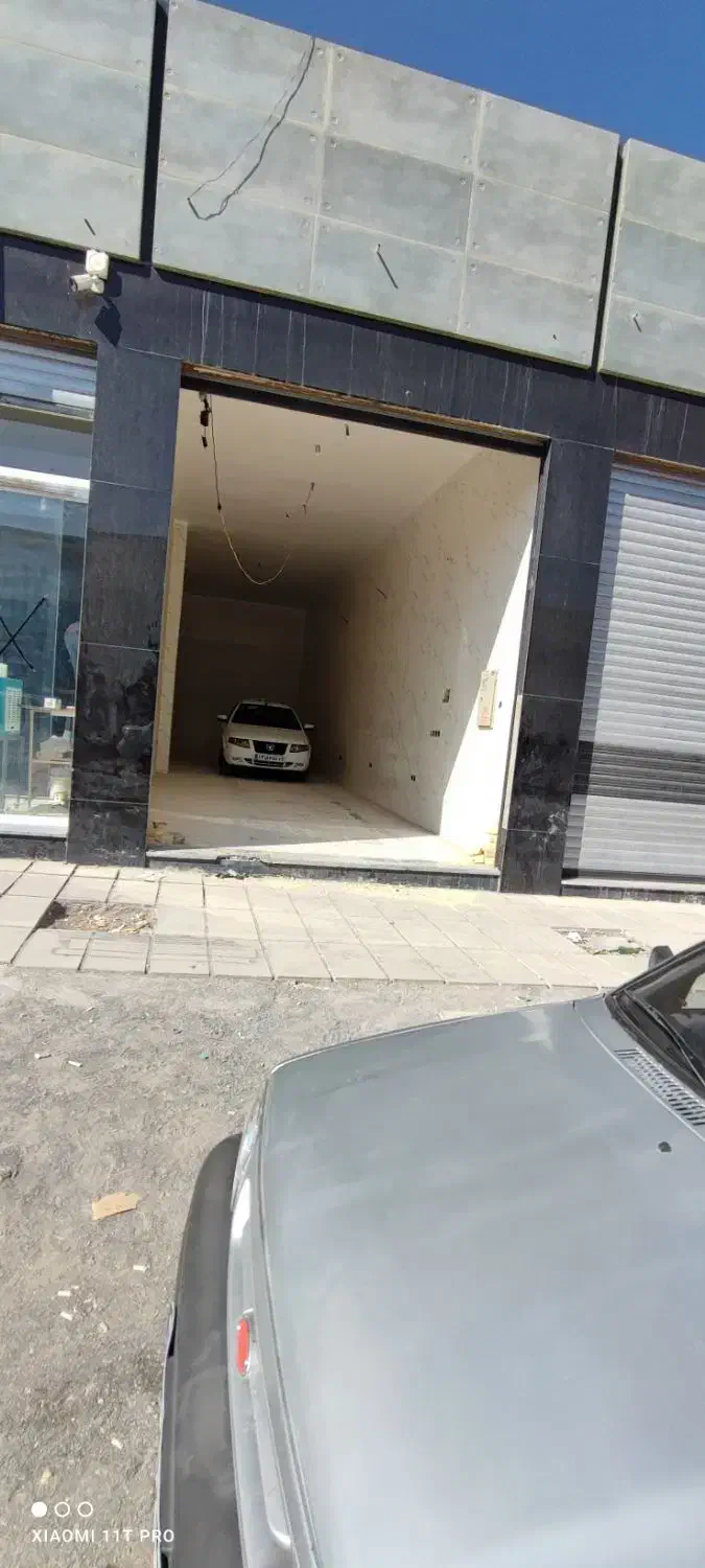 رهن اجاره تجاری سایت صنعتی|اجارهٔ مغازه و غرفه|فولادشهر, B4|دیوار