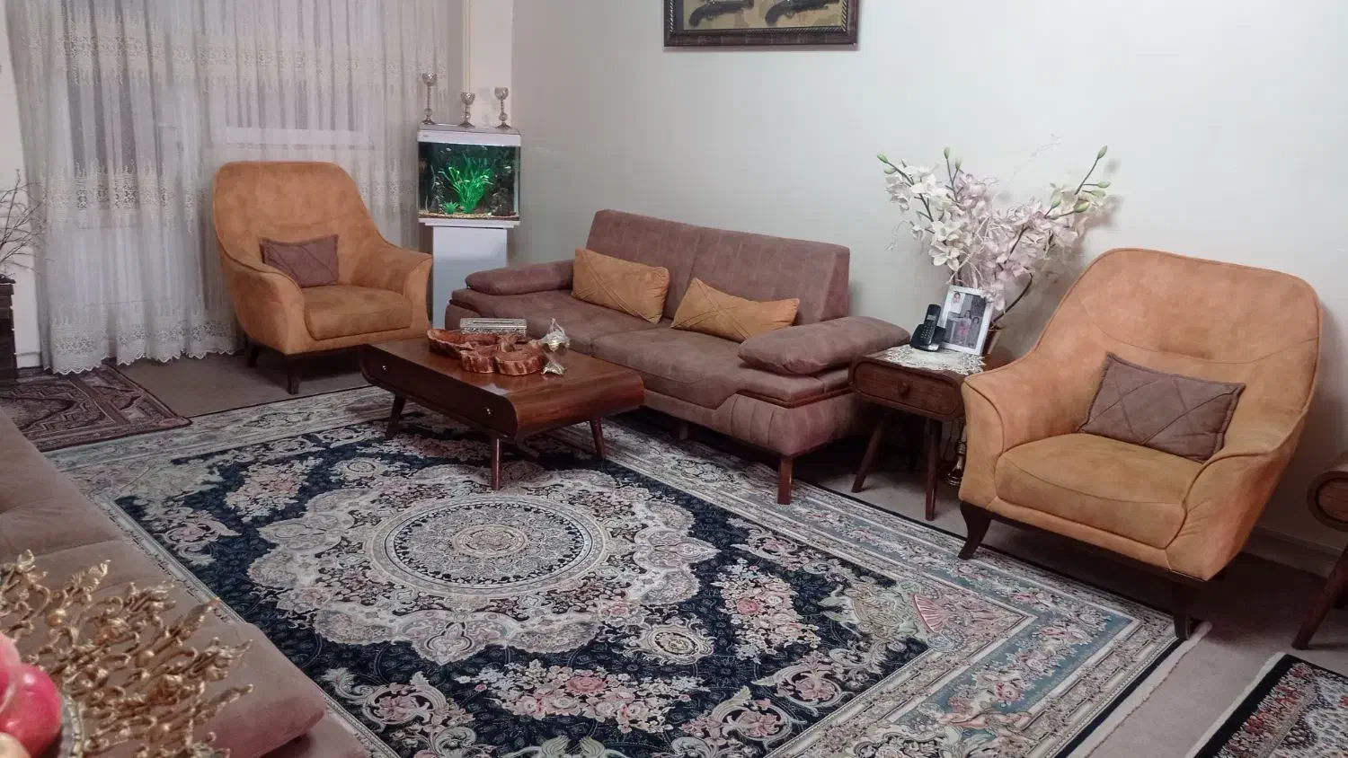 مبلمان راحتی تخت شوچستر|مبلمان خانگی و میز عسلی|کرج, شاهین‌ویلا|دیوار