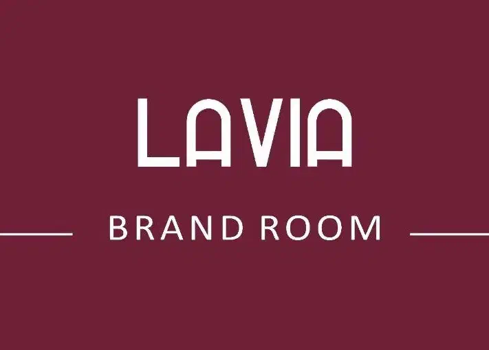 فروشنده «حرفه ای» پوشاک زنانه با حقوق بالا|استخدام بازاریابی و فروش|تهران, سعادتآباد|دیوار