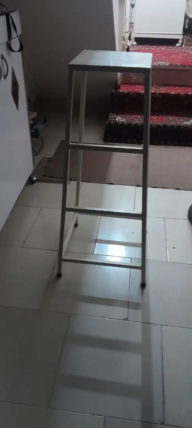 چهارپایه اهنی محکم|مبلمان خانگی و میز عسلی|الوند, |دیوار