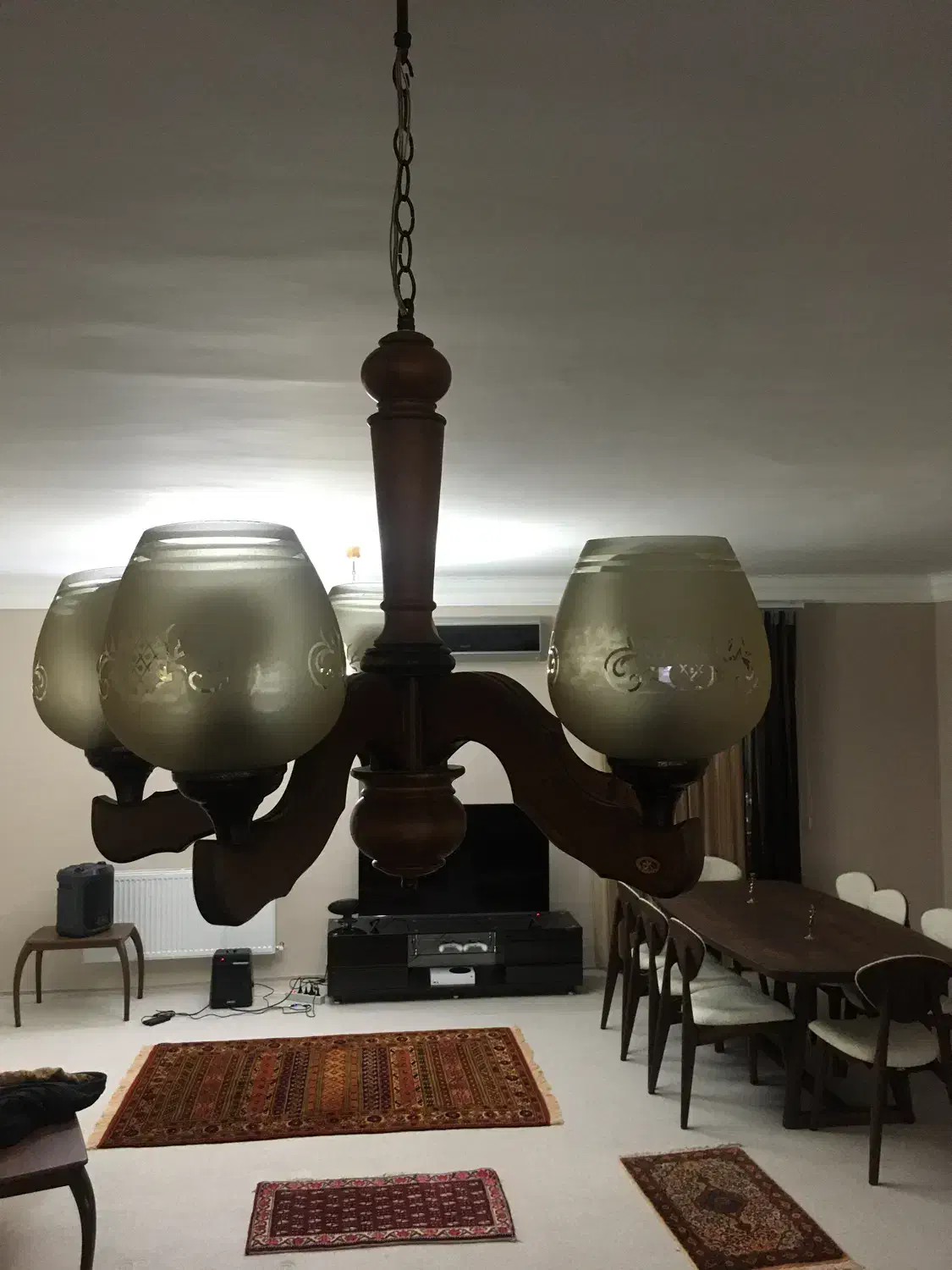 لوستر چوبی کلاسیک ۵شعله|لوستر و چراغ آویز|ابهر, |دیوار