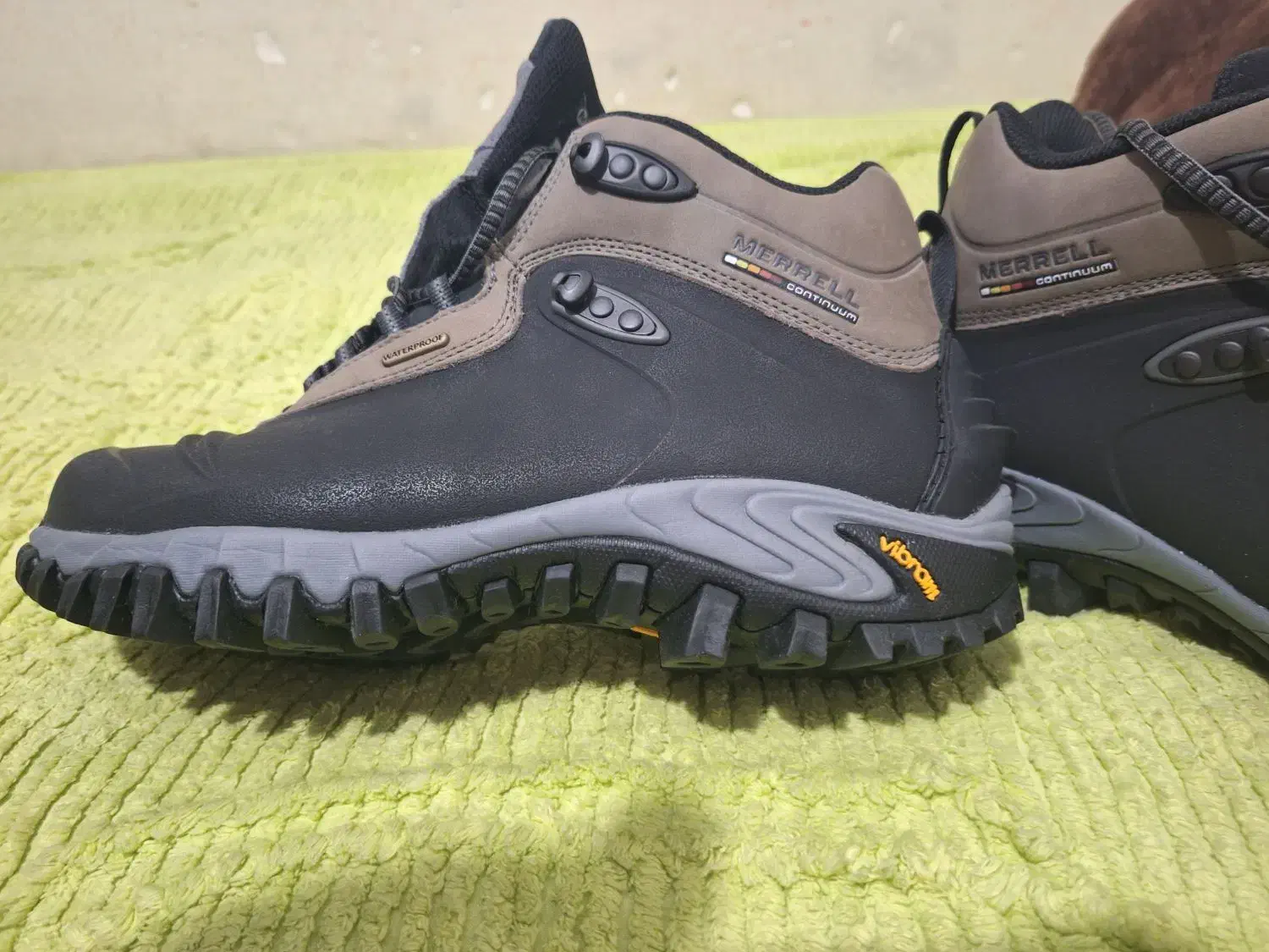 کفش کوه برند  مرل|کیف، کفش، کمربند|تهران, سبلان (لشگر)|دیوار