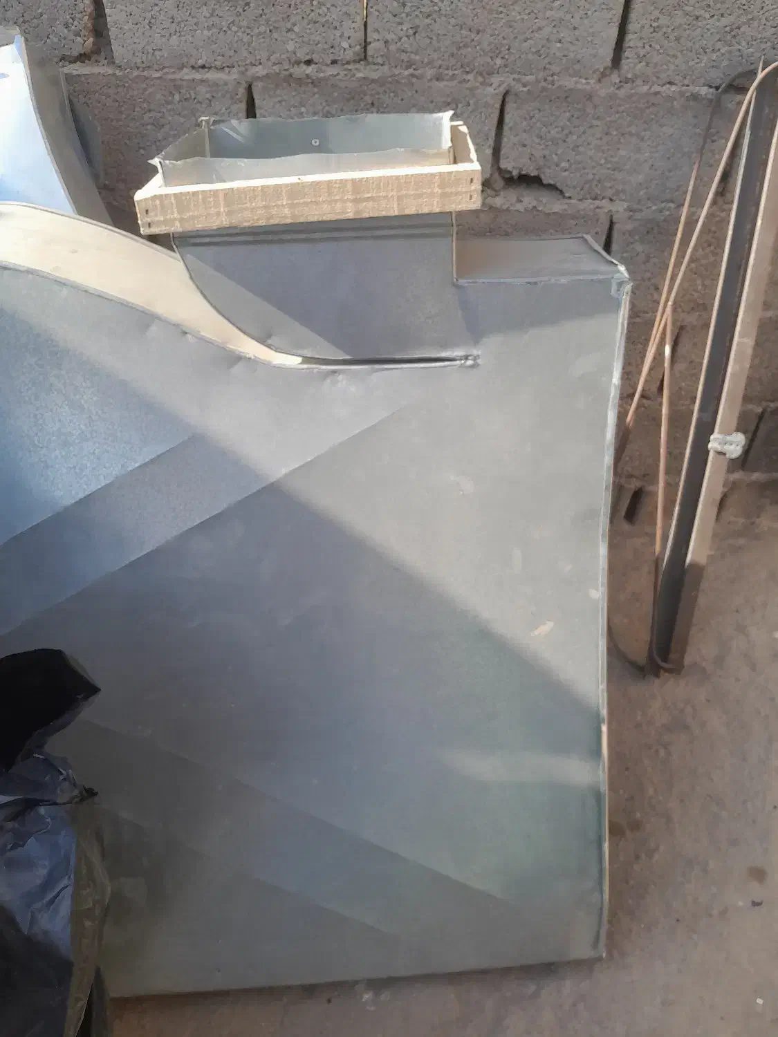 نصب برزنت دستگاه هواساز|کولر گازی و فن‌کوئل|مشهد, کوه سنگی|دیوار