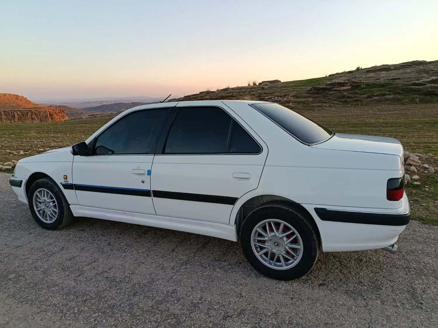 پژو پارسtu5 مدل ۹۸|خودرو سواری و وانت|خرم‌آباد, |دیوار