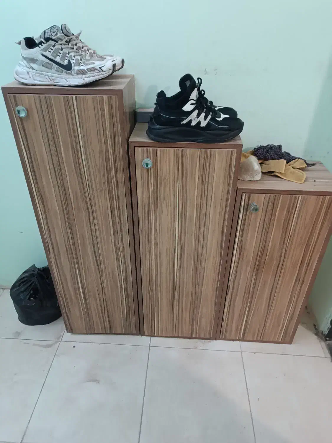 جاکفشی|جاکفشی، کمد، دراور|تربت جام, شاد|دیوار