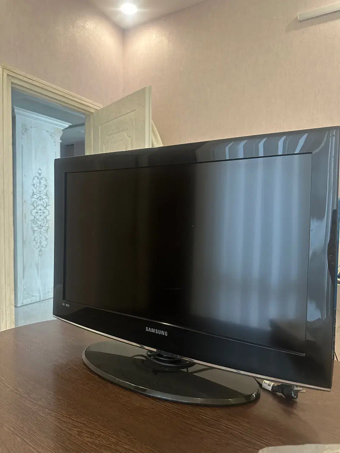 تلویزیون|تلویزیون و پروژکتور|مشهد, جاهد شهر|دیوار