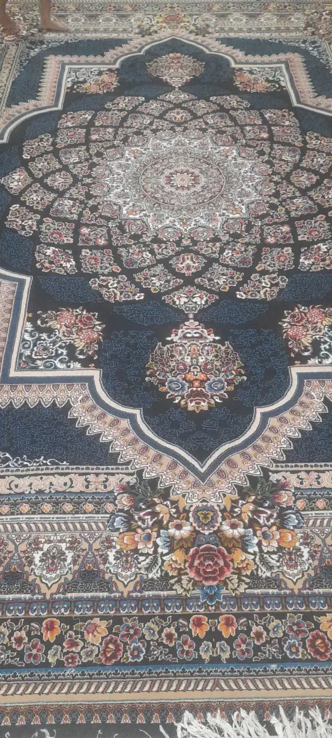 فرش 12 متری در حد نو|فرش|اصفهان, رهنان|دیوار