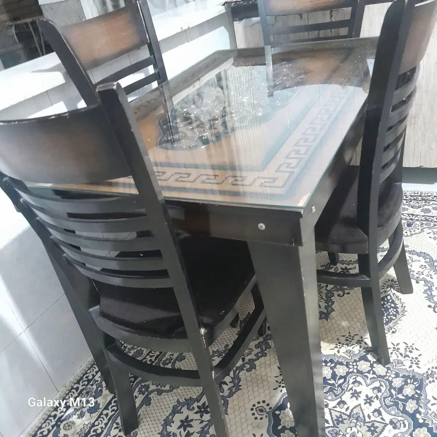 میز نهارخوری ۴نفره|میز و صندلی غذاخوری|کاشان, فاز ۲ ناجی آباد|دیوار