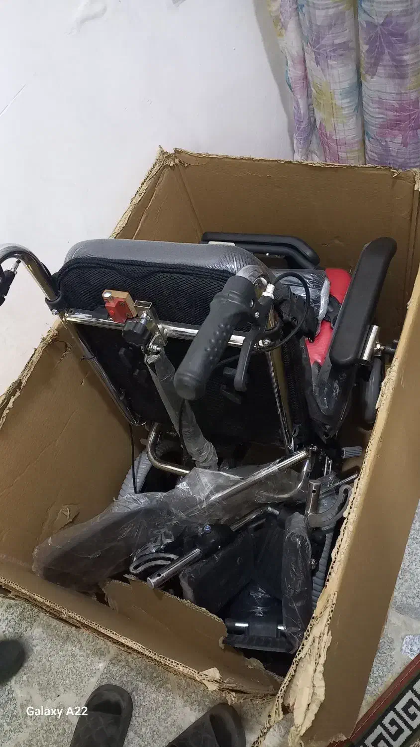 ویلچر نونو اصلن استفاده نشده|آرایشی، بهداشتی، درمانی|ورامین, خیر آباد|دیوار