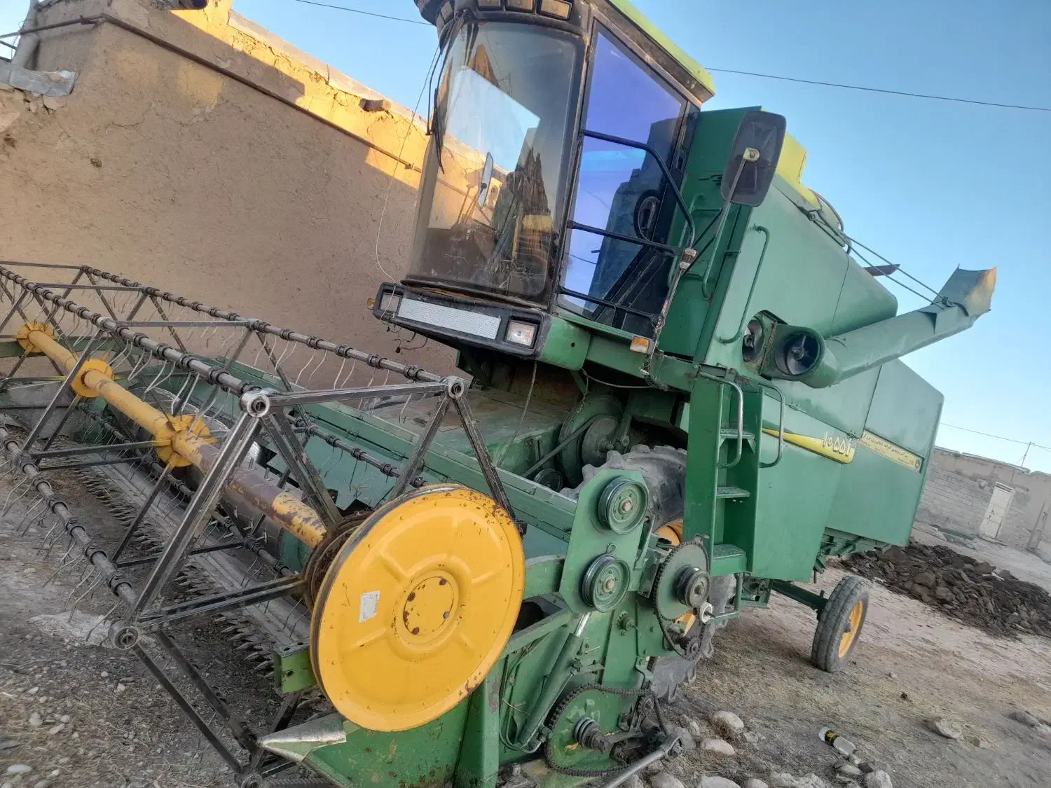 کمباین جاندیر ۱۰۵۵مدل ۹۳موتورلووزیربندچین ۹۴بکار|خودرو سنگین|دیواندره, |دیوار