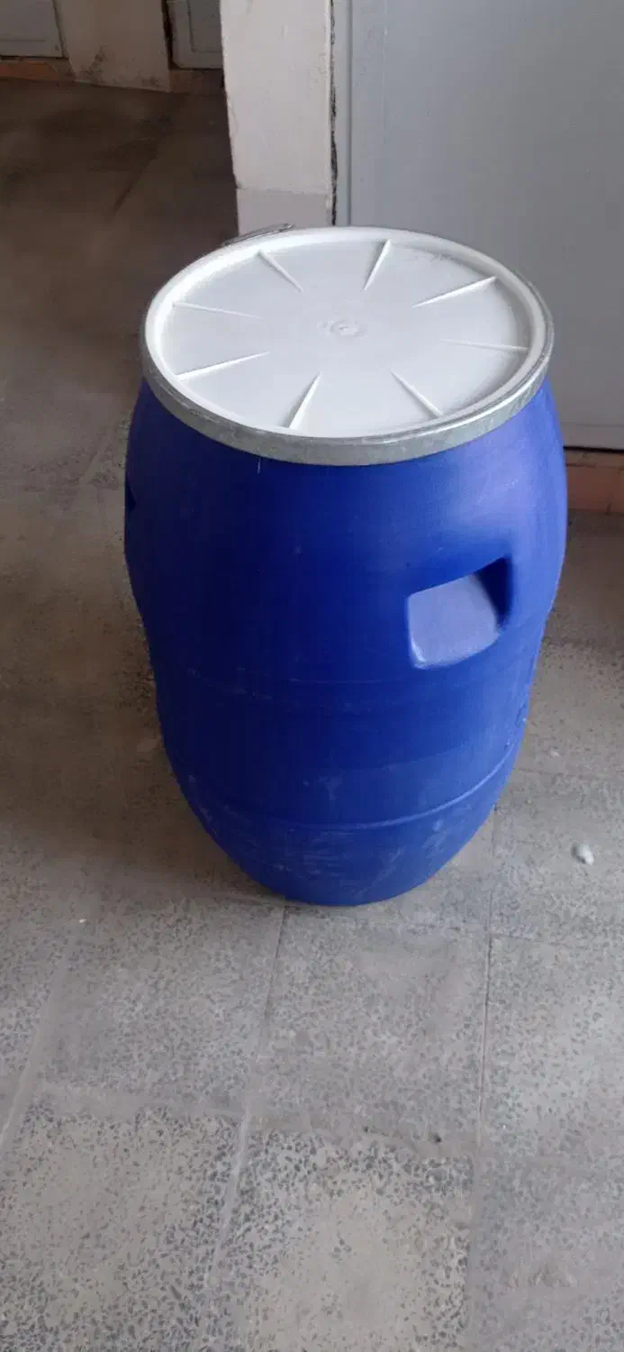 بشکه|ظروف نگهدارنده، پلاستیکی، یک‌بارمصرف|ملایر, |دیوار