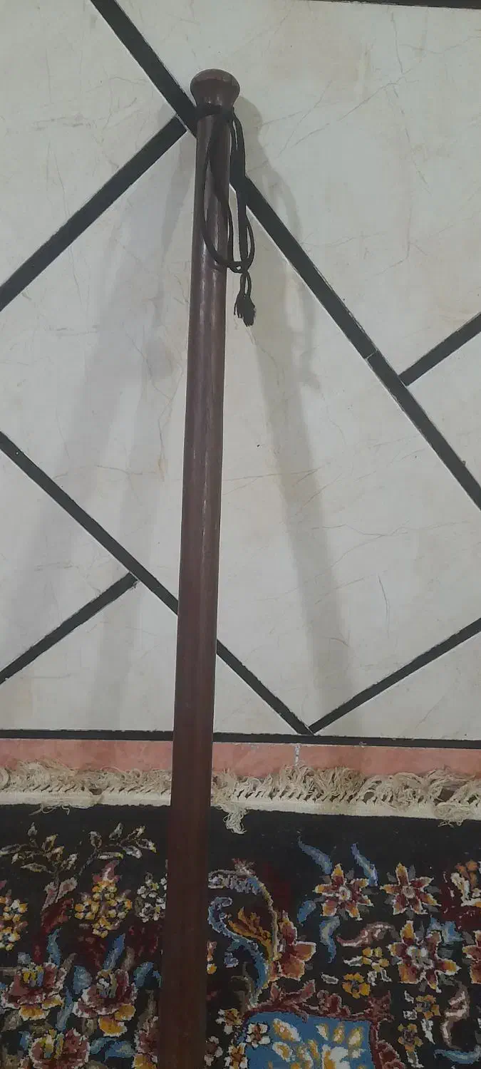 گرز|کلکسیون اشیاء عتیقه|مسجد سلیمان, |دیوار