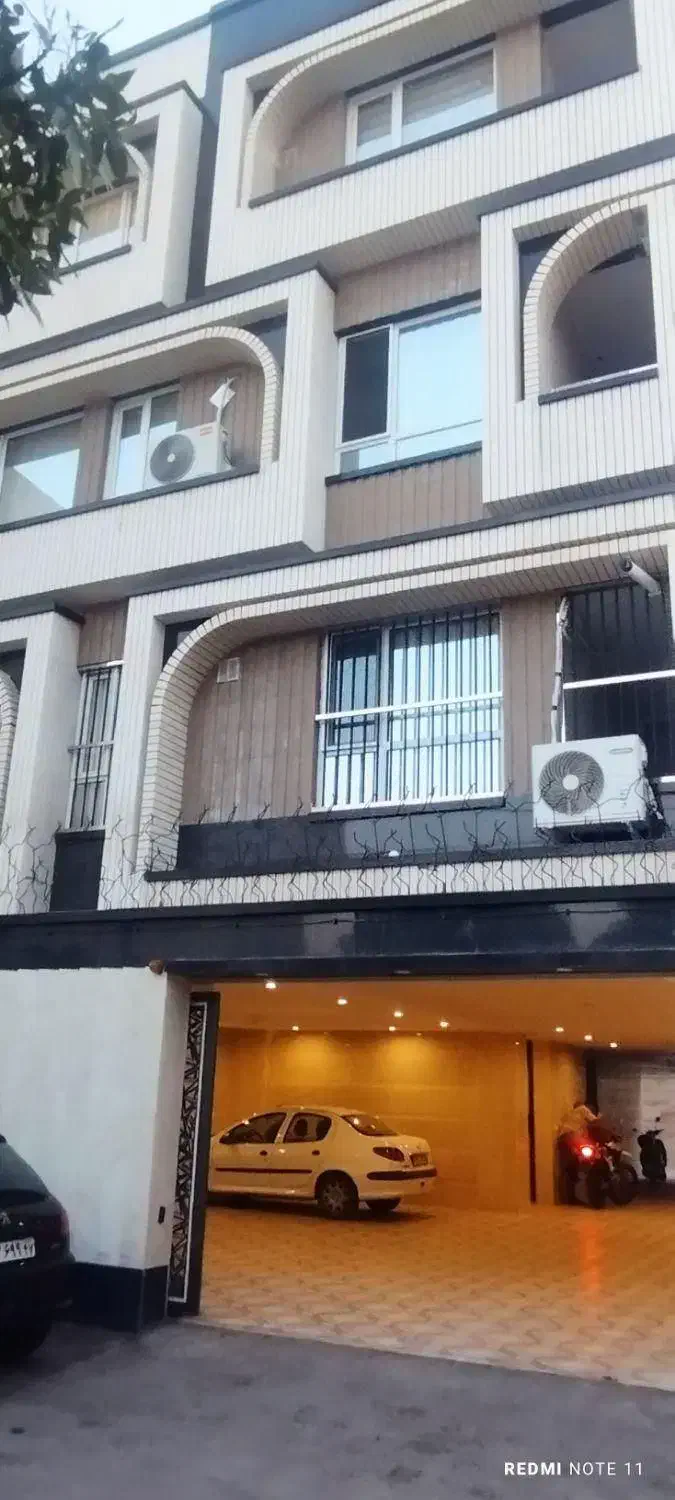 135متر/3خوابه خیابان مسکن/طبقات بالا|اجارهٔ آپارتمان|اراک, |دیوار