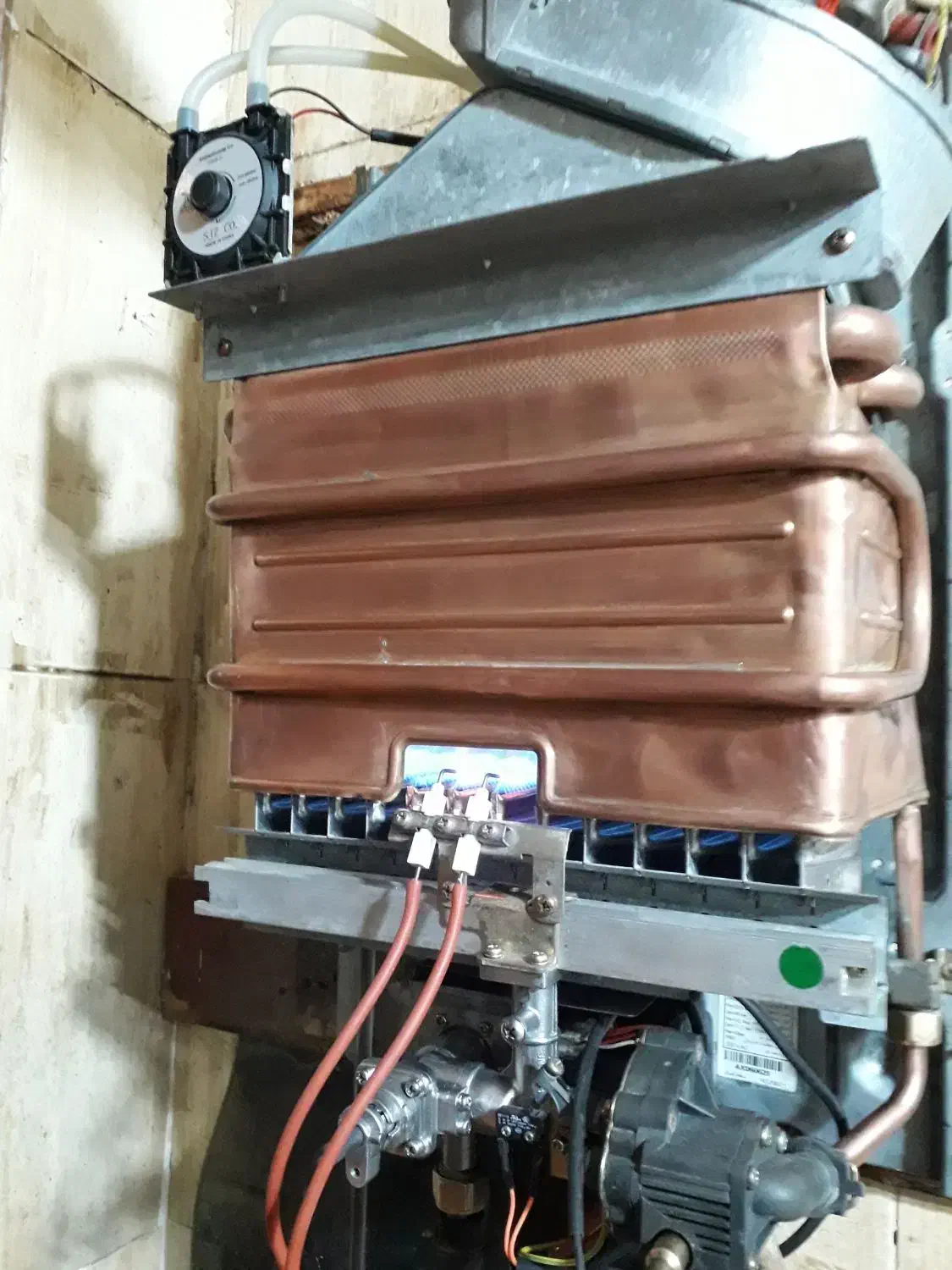 ابگرمکن فن دار B4318 توربو|آبگرمکن، پکیج، شوفاژ|کرمانشاه, |دیوار