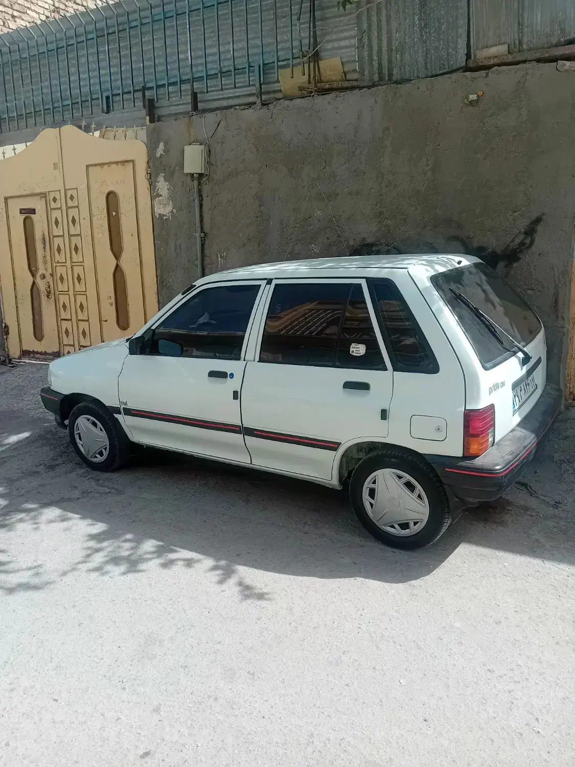 پراید هاچبک|خودرو سواری و وانت|زاهدان, |دیوار