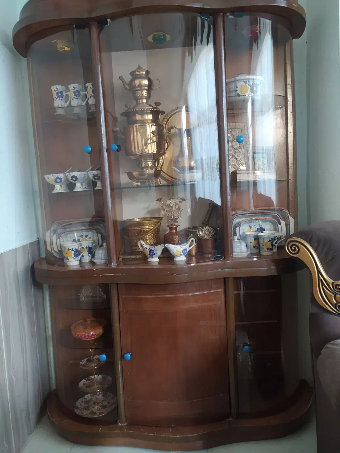 ویترین چوبی|بوفه، ویترین، کنسول|ابریشم, |دیوار