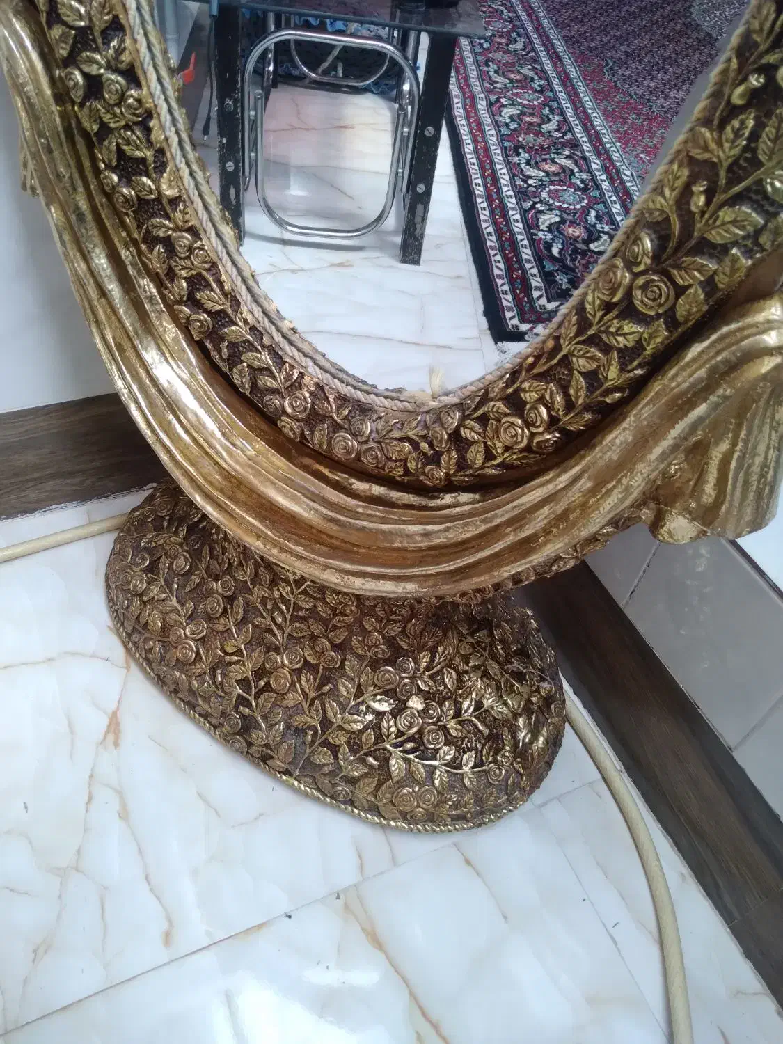 آیینه|آینه|مراغه, |دیوار