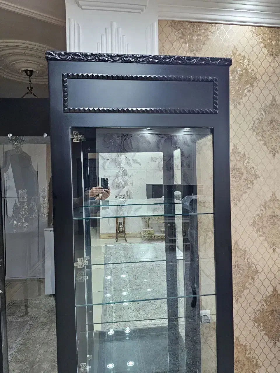 بوفه در حد نو|بوفه، ویترین، کنسول|مهاباد (آذربایجان غربی), |دیوار