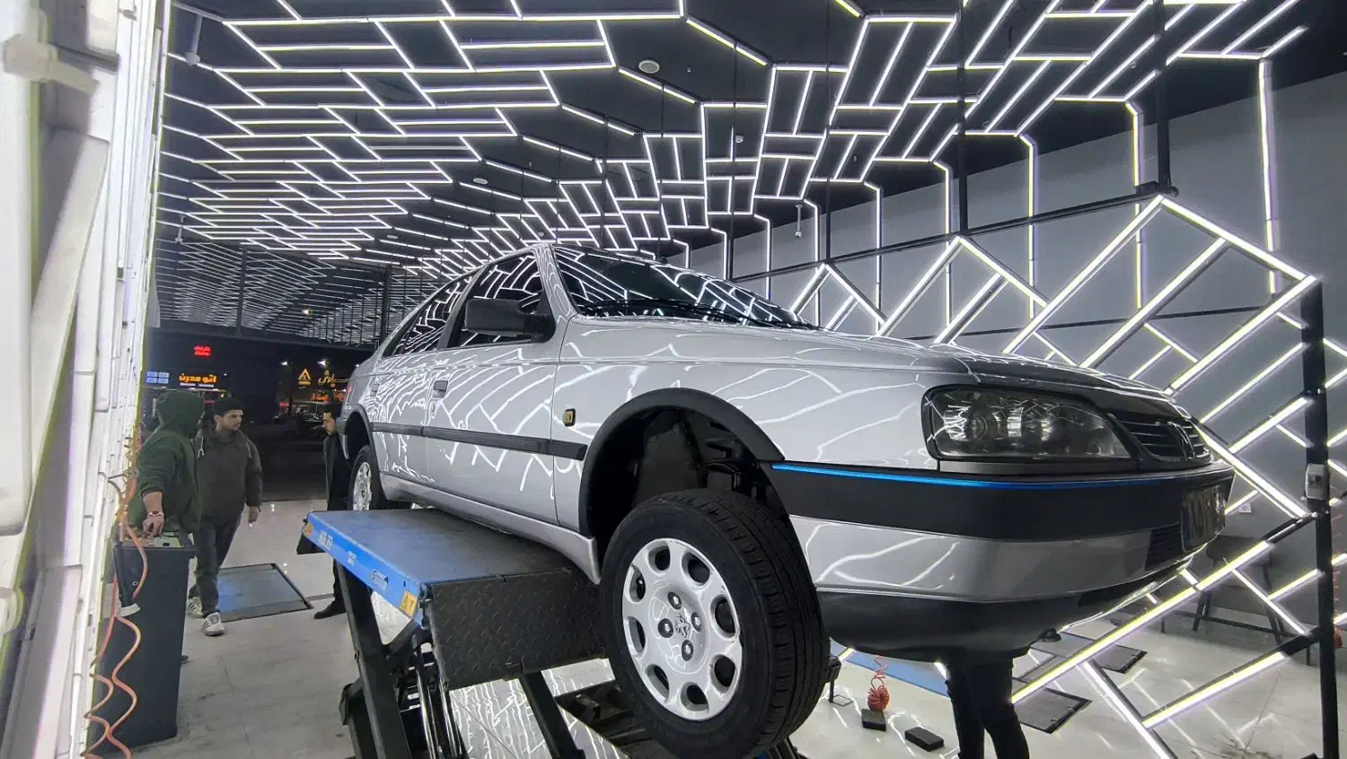 405 خوشگل|خودرو سواری و وانت|مشهد, شهید رضوی|دیوار