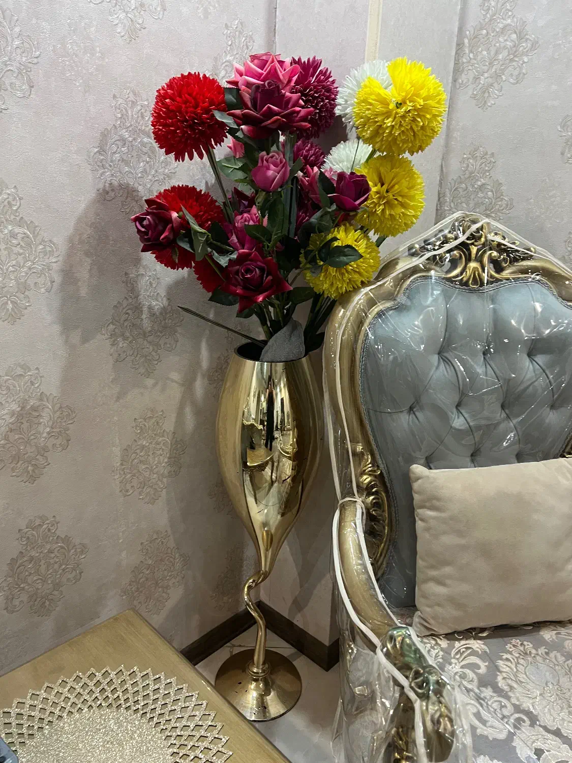 گل و گلدان و آینه قدی و تابلو|گل و گیاه طبیعی|تهران, صادقیه|دیوار