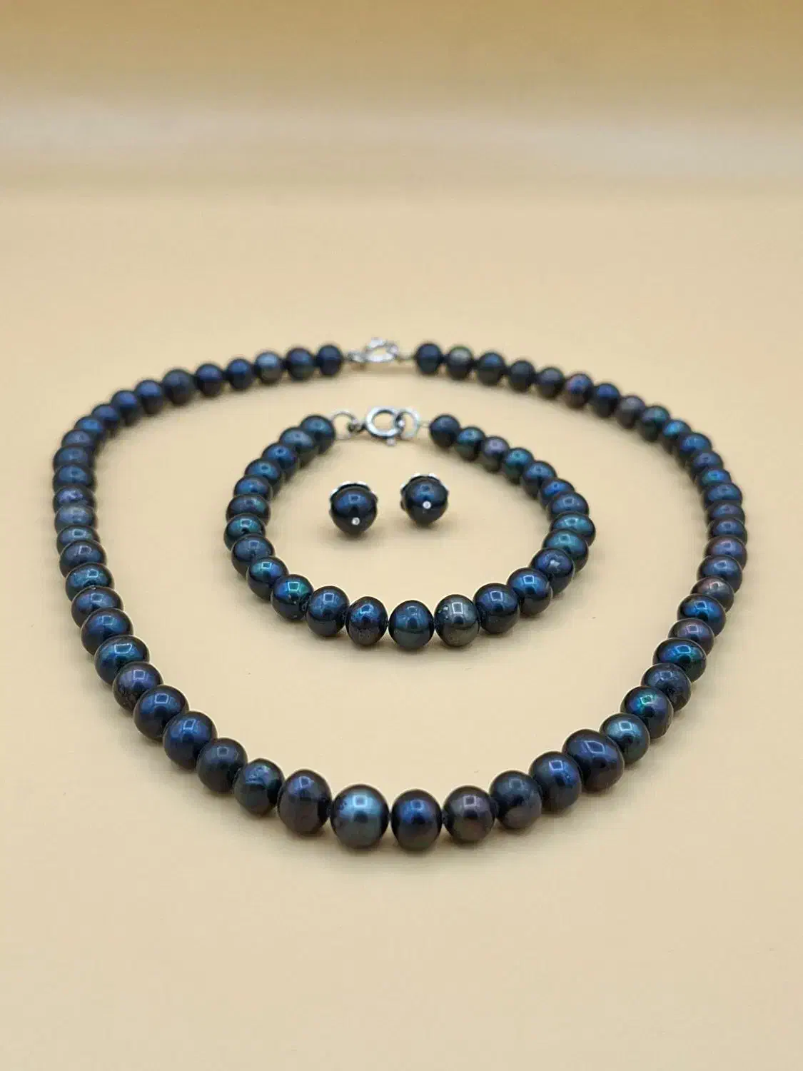 سرویس مروارید مشکی اصلی|جواهرات|تهران, آرژانتین|دیوار