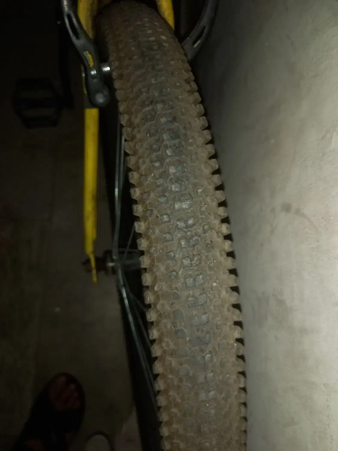 دوچرخه ۲۶ تنه کوتاه|دوچرخه، اسکیت، اسکوتر|پرند, فاز ۵|دیوار