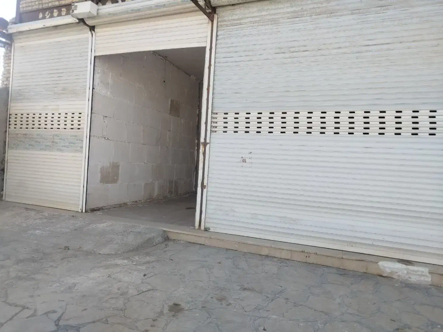 مغازه اجاره|اجارهٔ مغازه و غرفه|مشهد, میان ولایت|دیوار