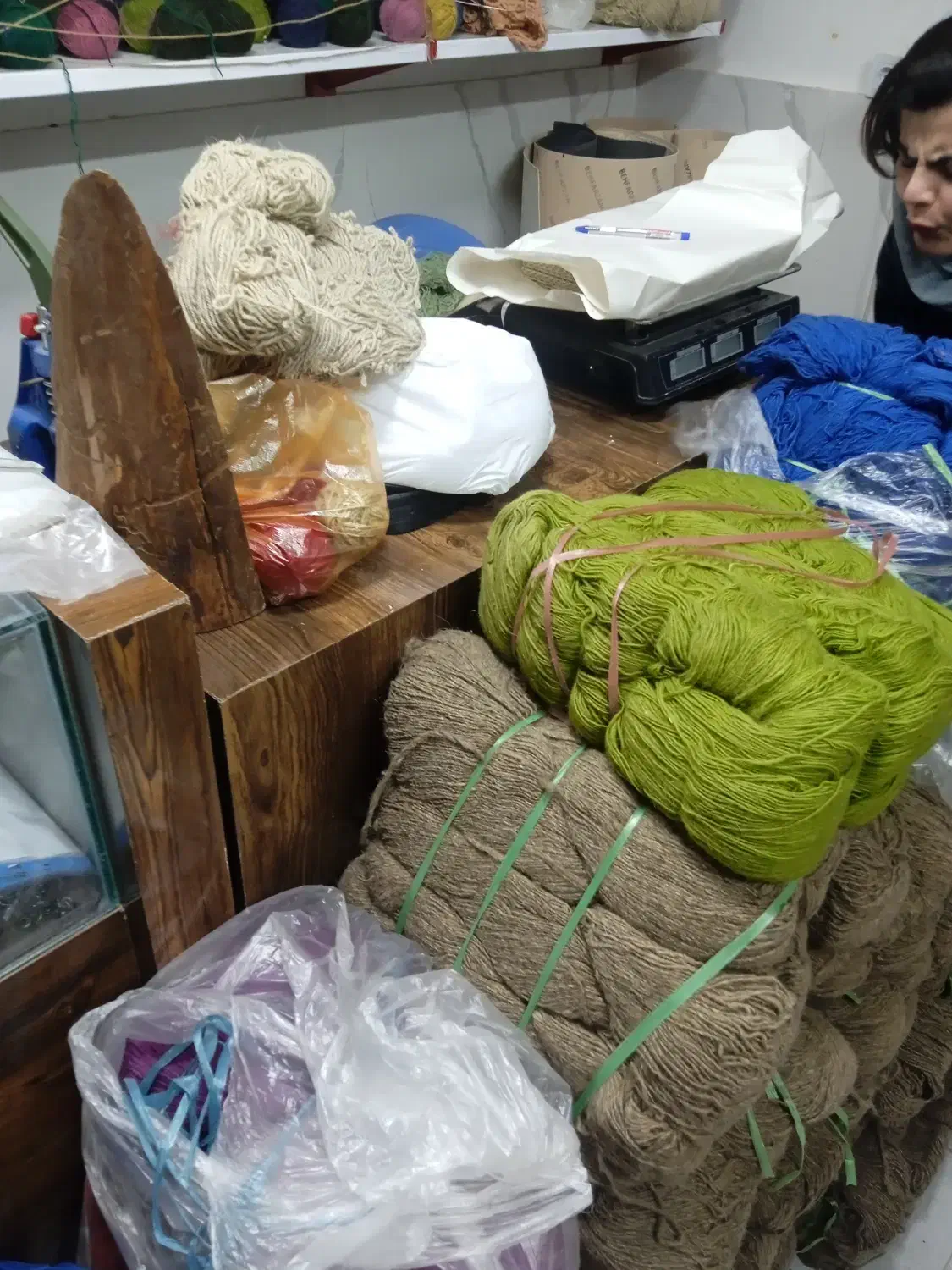 قفسه فلزی چوبی رگال دکور شلف ویترین وسایل مغازه|فروشگاه و مغازه|قوچان, |دیوار