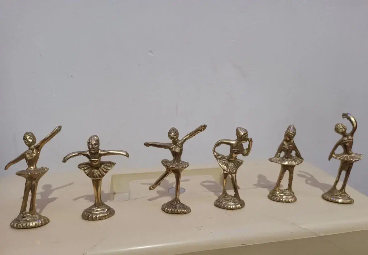 عروسک ۶تایی برنزاصل|مجسمه، تندیس، ماکت|کرمانشاه, |دیوار