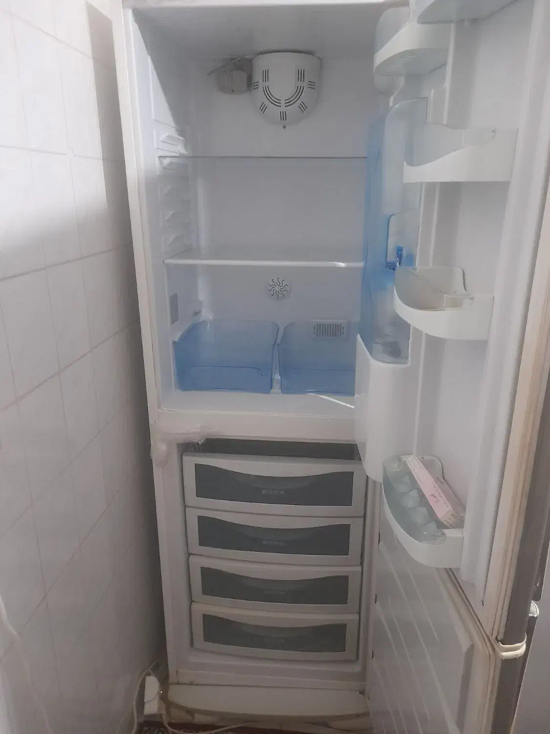 یخچال|یخچال و فریزر|خاش, |دیوار