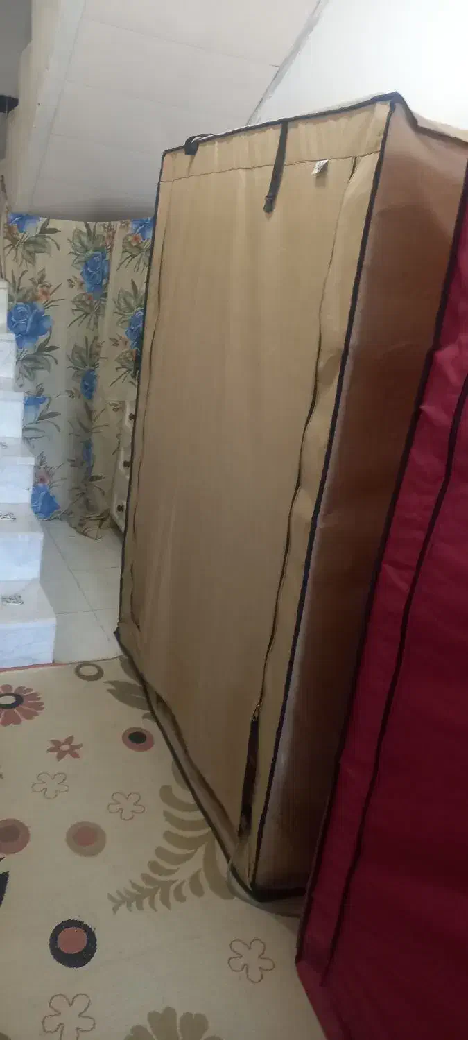 جارختخوابی برزنتی درحدنو سایزبزرگ سالم|رختخواب، بالش، پتو|جوانرود, |دیوار