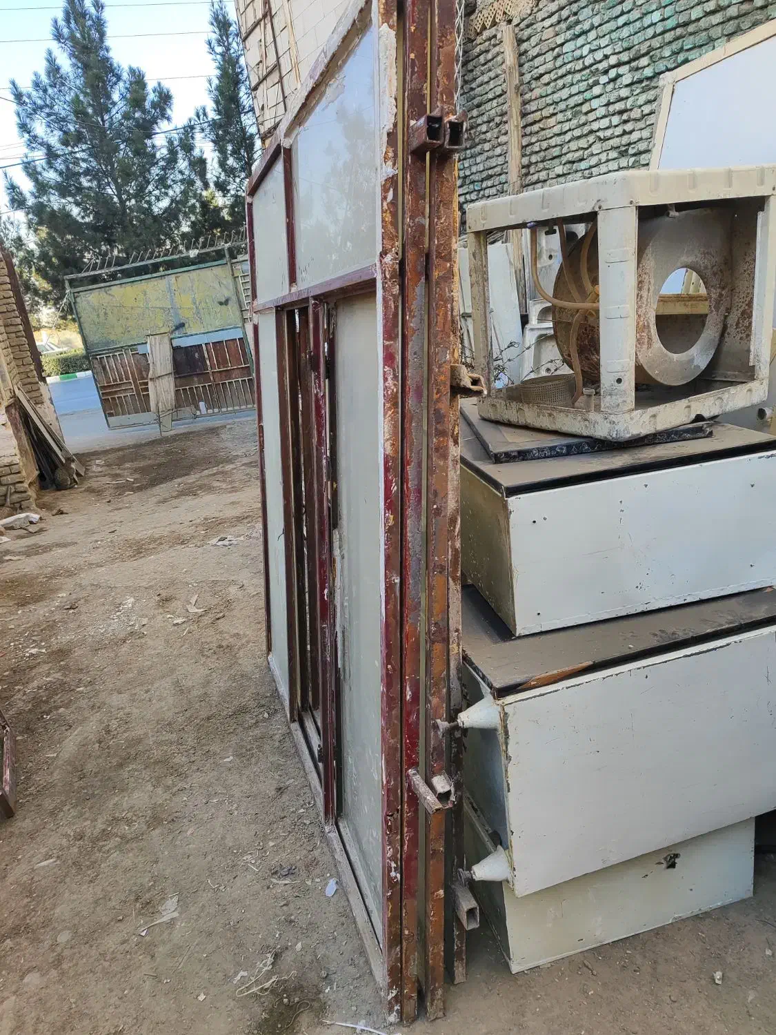 پنچره بزرگ و کوچیک|مصالح و تجهیزات ساختمان|مشهد, شهید قربانی|دیوار