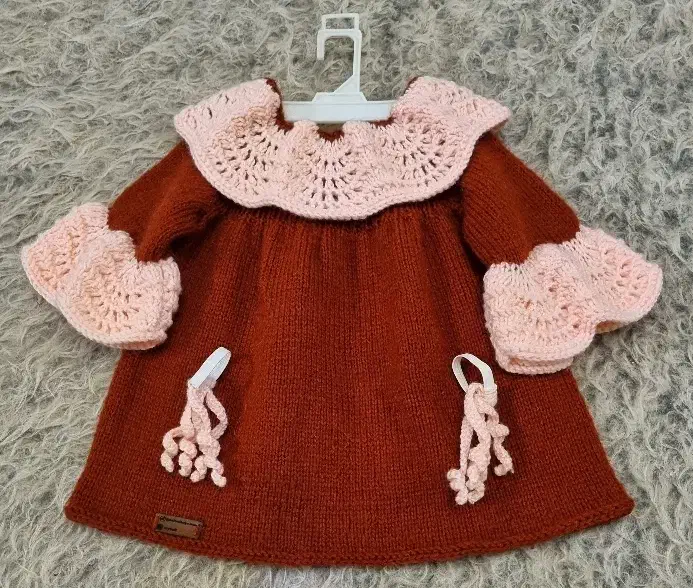 سیسمونی و انواع بافتنی و قلاببافی|کفش و لباس بچه|ری, شهید غیوری (ابن باویه)|دیوار